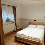 Wynajem Pokoi śwarna Kwatera prywatna