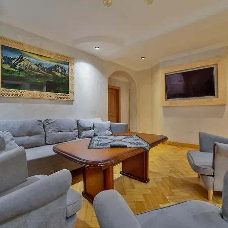 Swarna Wynajem Pokoi *