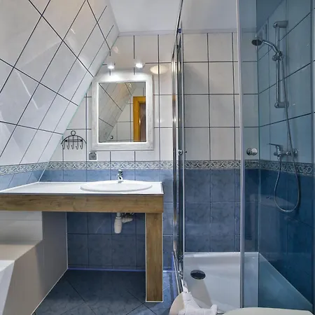 Swarna Wynajem Pokoi Habitación en casa particular