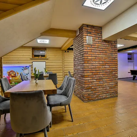 Swarna Wynajem Pokoi *