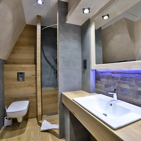 Swarna Wynajem Pokoi Habitación en casa particular