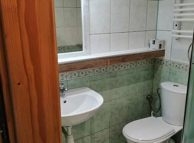 Alloggio in famiglia Swarna Wynajem Pokoi *