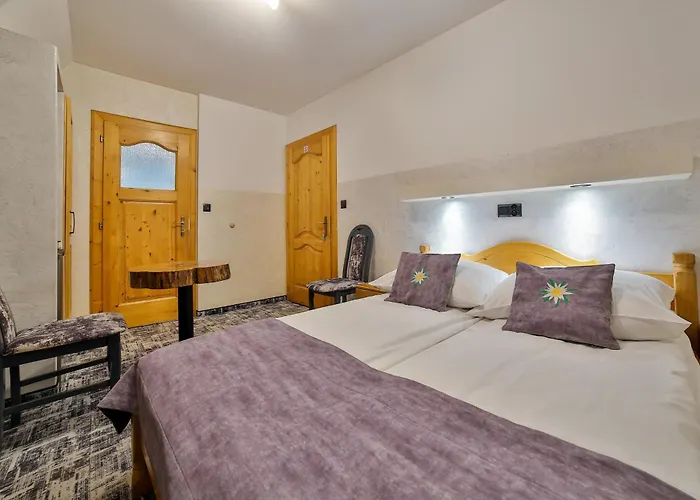 Swarna Wynajem Pokoi *