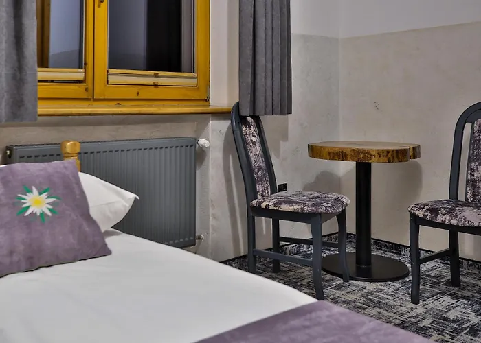 Swarna Wynajem Pokoi *