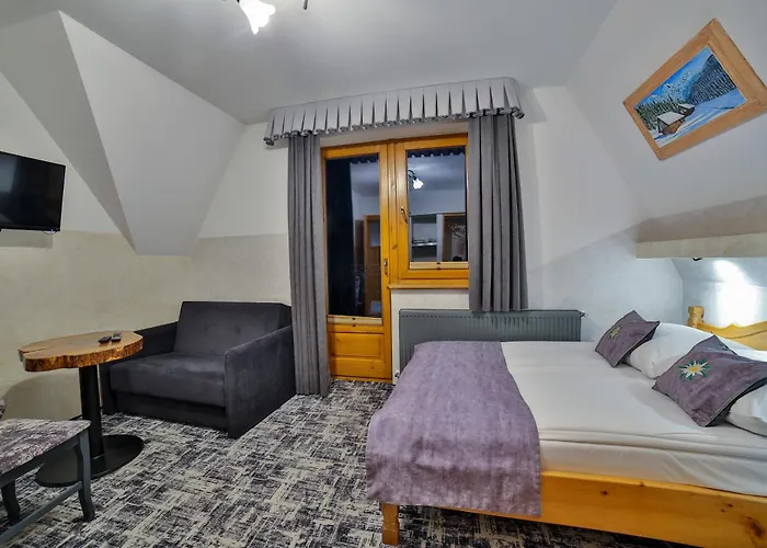 Swarna Wynajem Pokoi *